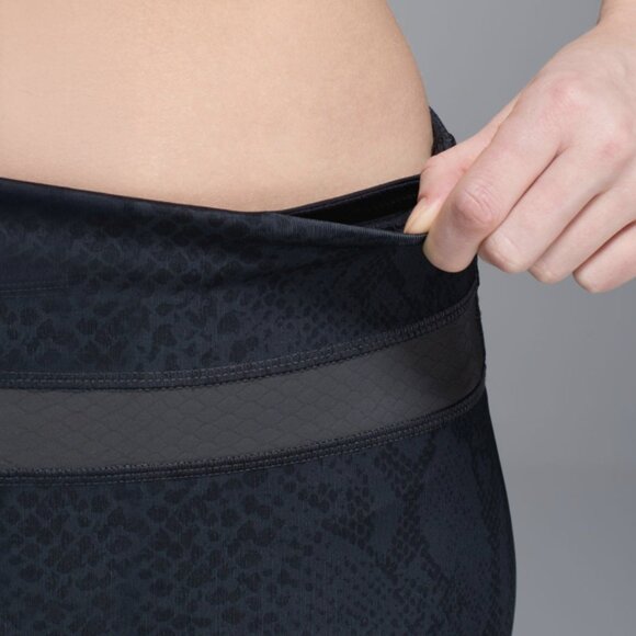 Lululemon Reflective Light Speed Tight Luxtreme - Picture 6 of 10